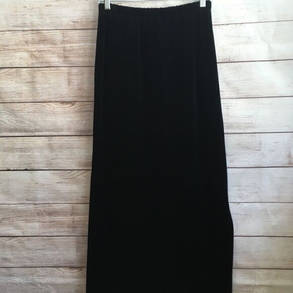 VINTAGE PERSONAL MAXI SKIRT IN BLACK VELVET - Picture 1 of 7
